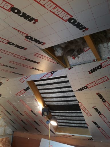 Timber roof truss